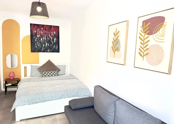 Charming Three Bedrooms Apartment Near Vienna Central Station