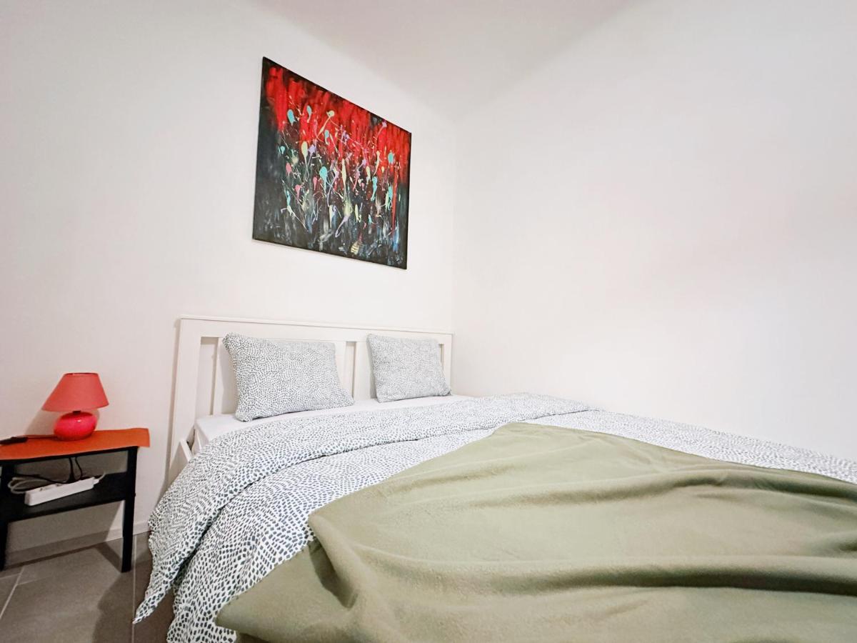 Apartment Charming Three Bedrooms Near Station *