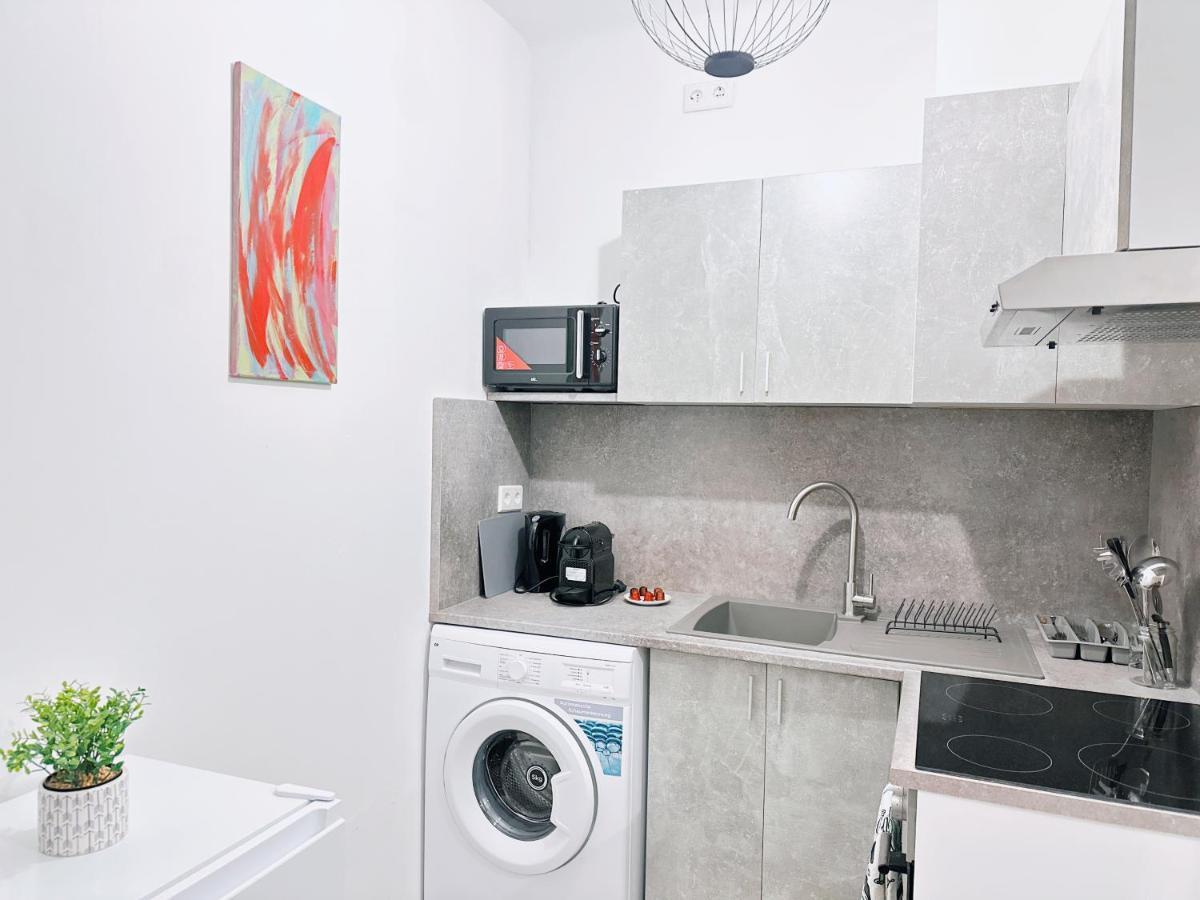 Apartment Charming Three Bedrooms Near Station Wien